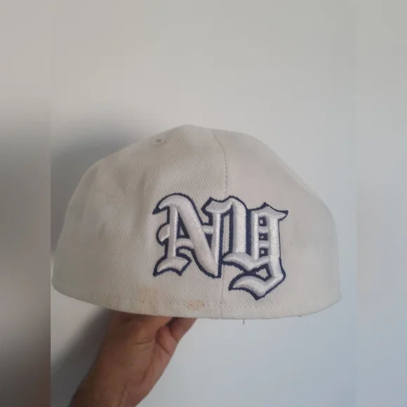 Kbethos hat - Picture 2 of 4